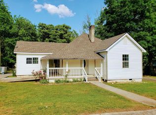 808 Jones St, Dalton, GA 30720