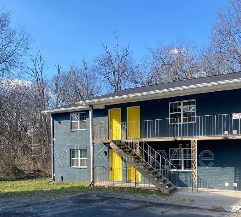 123 Ingersoll Ave #9