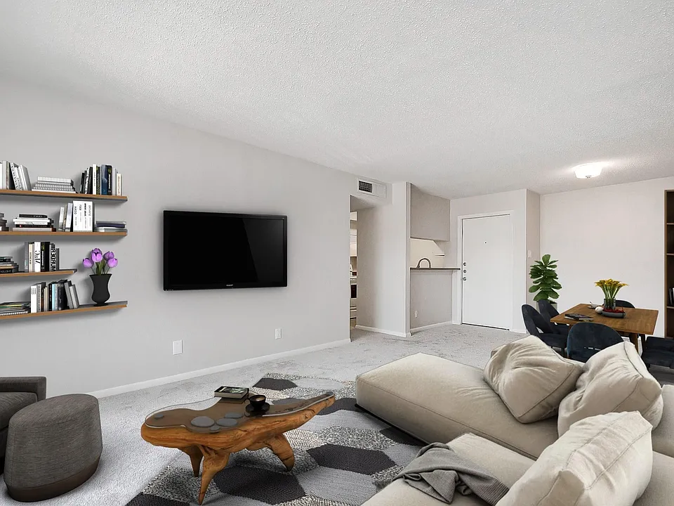 10110 Forum West Dr #128