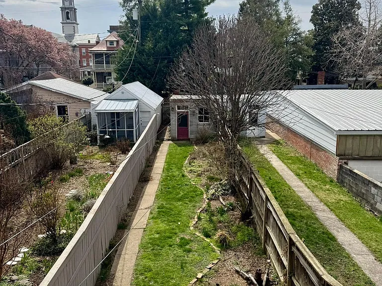 112 E 3rd St — Photo 23