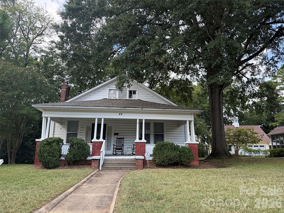 1st image of 44 Academy Ave NW