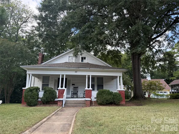 44 Academy Ave NW, Concord, NC 28025