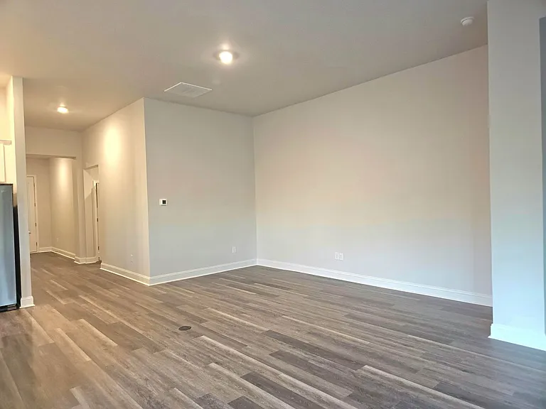 1000 Beechfield Ct — Photo 11