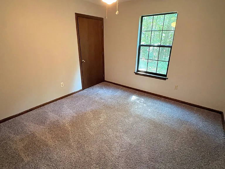6329 Rolling Hills Dr — Photo 13