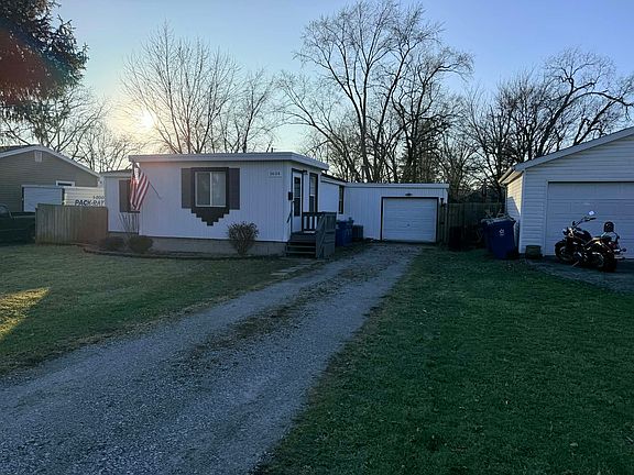 3rd image of 3634 Sangamon St