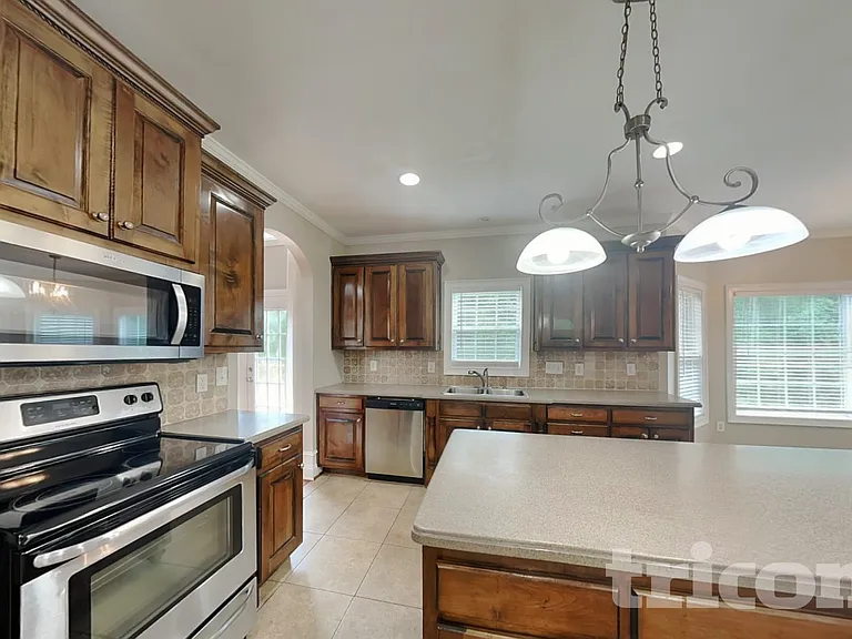 15 Magnolia Dr — Photo 8