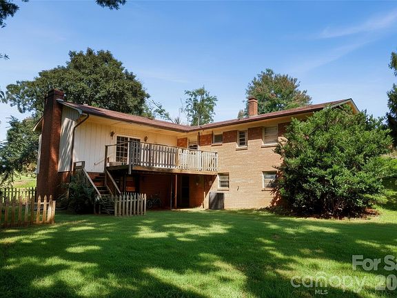 2nd image of 1701 Richey Rd