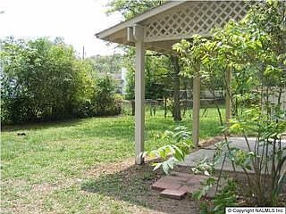 2nd image of 4009 Sewall Dr SW