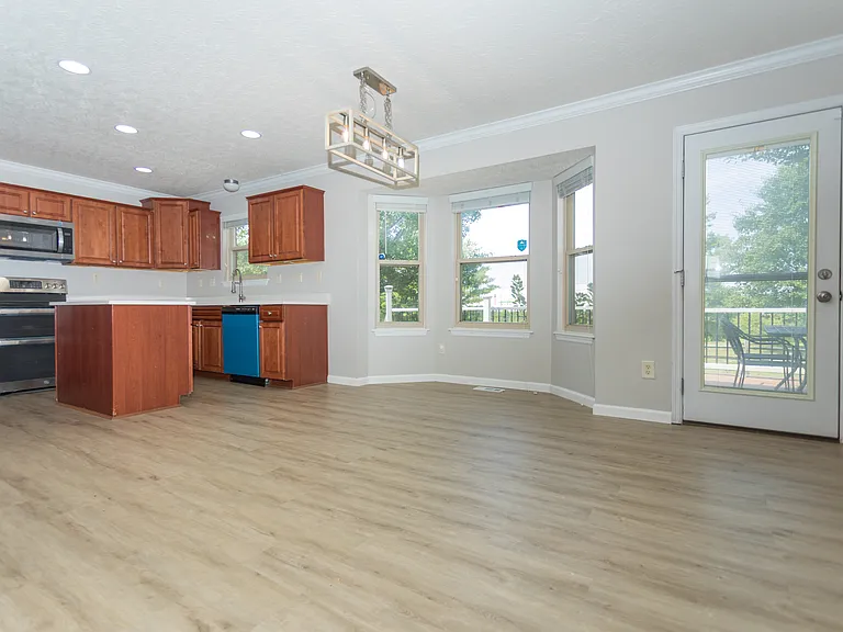 8400 S Port Dr — Photo 7