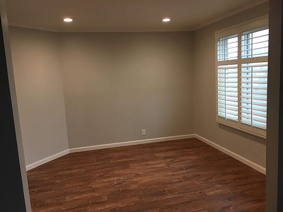 5th image of 2043 45th Ave
