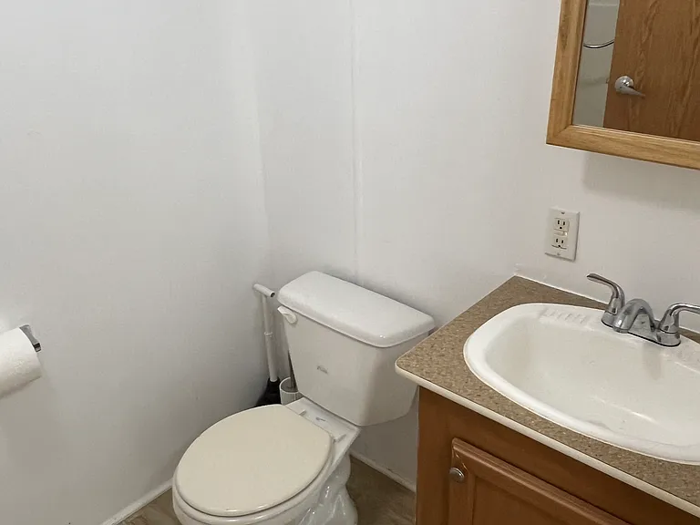 201 Rocky Ave — Photo 35