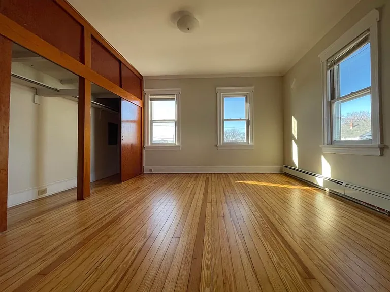 200 N 7th Ave #3 — Photo 4