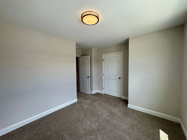 100 Loren Rd — Photo 15