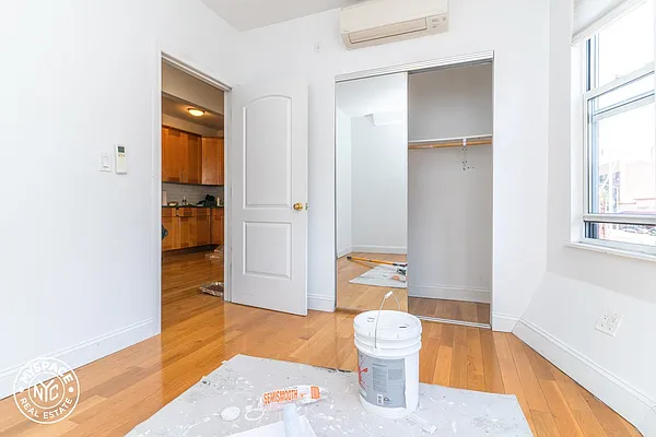Rented by MySpaceNYC | media 4