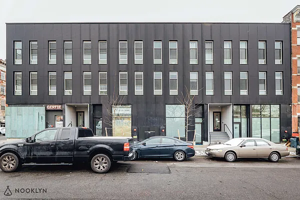 Rented by Nooklyn NYC LLC | media 7