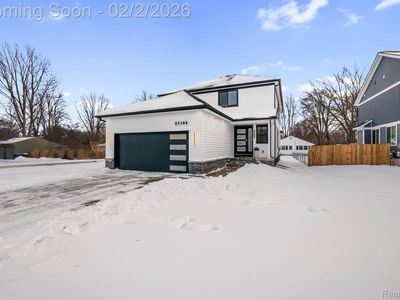 27180 S River Rd, Harrison Township, MI, 48045