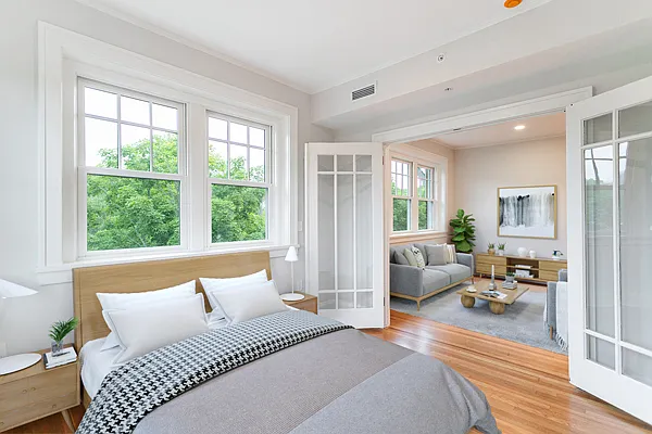 2 bed, 1.0 bath, 721 sqft, $1,700 — Photo 3