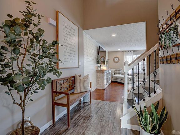 3rd image of 641 Quail Hollow Dr
