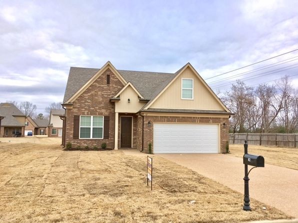82 Clear Springs Dr