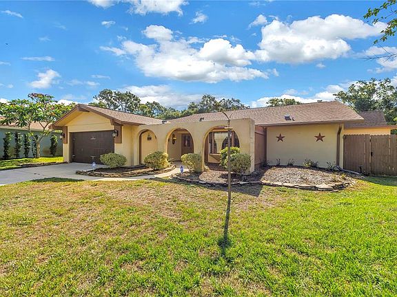 3rd image of 10657 Del Prado Dr E