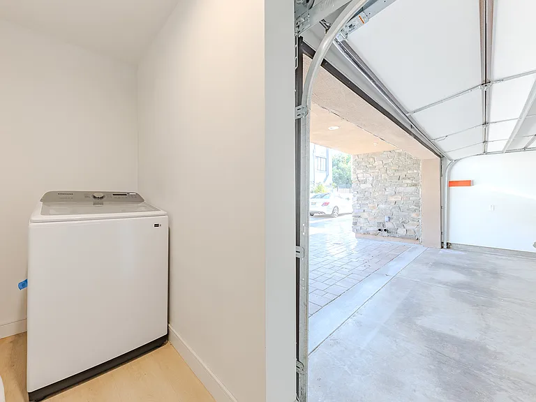 123 S Marguerita Ave — Photo 20