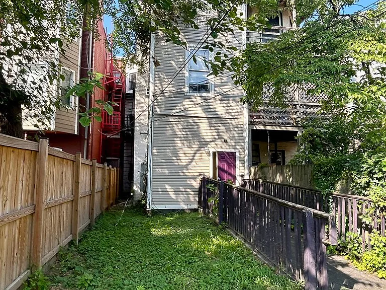 Apartment Units in Bolton Hill, Baltimore, MD! — Photo 17