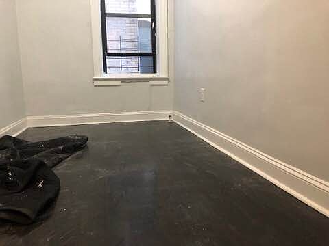 5th image of 2157 Ocean Ave #2M