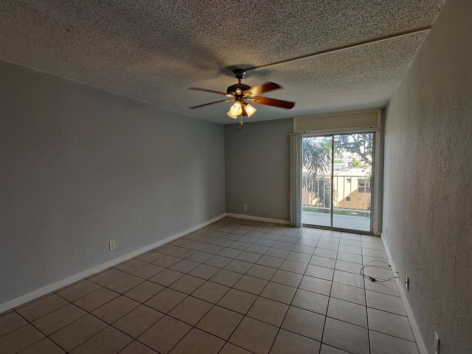 1st image of 4550 NW 9th St APT 306E
