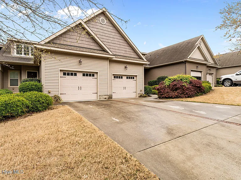 41 Cypress Cir — Photo 3