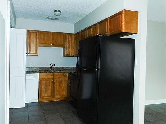 5th image of 40665 Ranch Rd #2