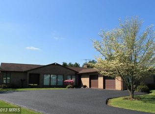 490 Lone Oak Rd, Ranson, WV 25438