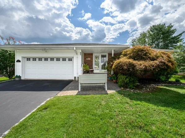 24 Moro Dr, Hamilton Twp., NJ 08619
