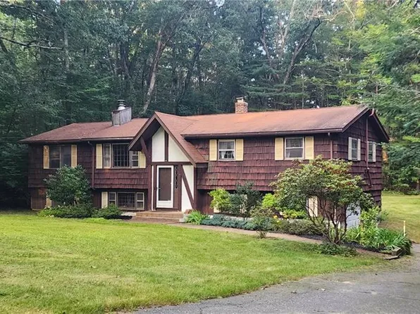 36 Lucerne Drive, Willington, CT 06279
