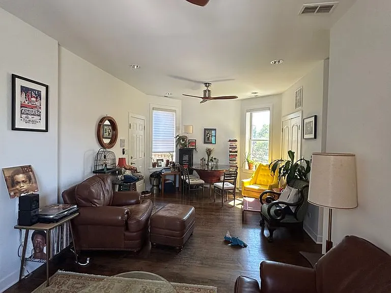 2247 W Thomas St #2R — Photo 10