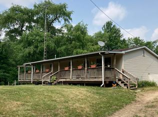 1911 Cronk Rd S, Hillsdale, MI 49242