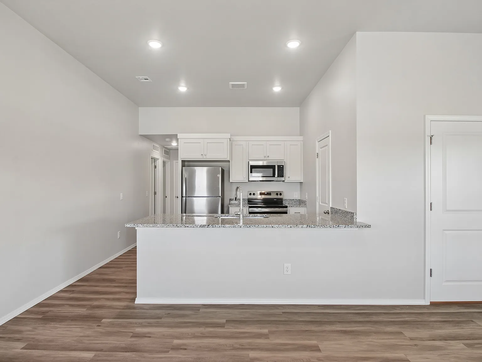 Enclave Estates — Photo 4