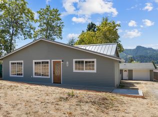 160 E 5th Ave, Sutherlin, OR 97479