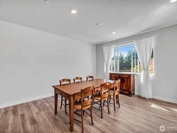 5th image of 369 E Park Street #D3