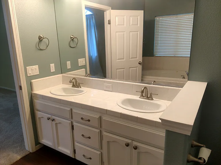 1584 Fallbrook Ave — Photo 22