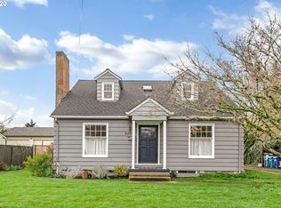 8451 SE 33rd Ave, Portland, OR 97222