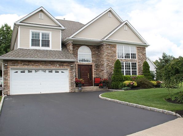 5 Forsythia Ct