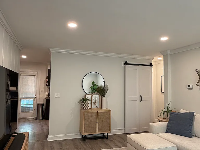2503 S Walter Reed Dr #C — Photo 3