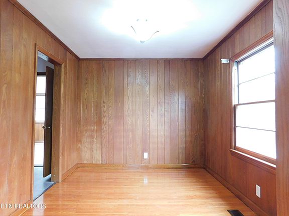 5th image of 2525 Belt Rd