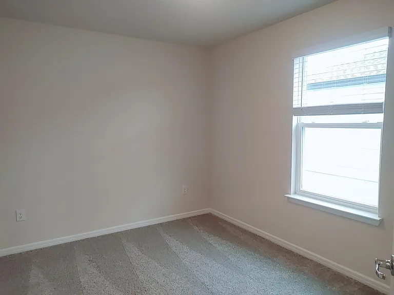 19649 Shady Oak Dr — Photo 13