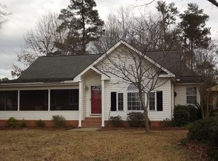 1817 Lake Shore Dr, Manning, SC 29102