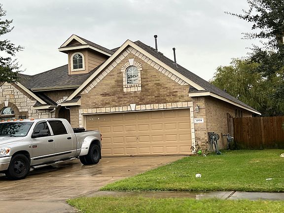 2nd image of 4814 Legends Bay Dr