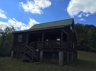 1606 Eds Fork Rd, Clendenin, WV 25045