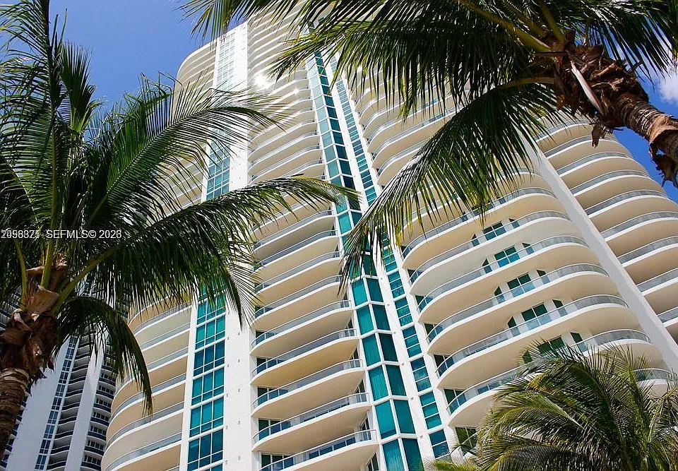 16047 Collins Ave #1701
