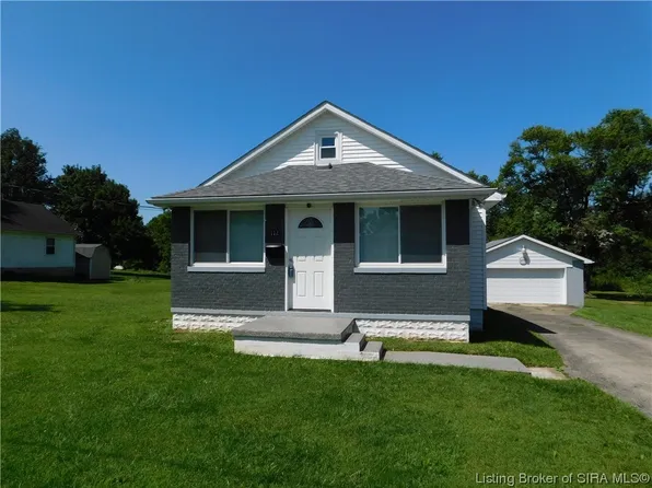 112 N Washington Boulevard, Salem, IN 47167