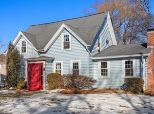 122 Forest St, Worcester, MA 01609